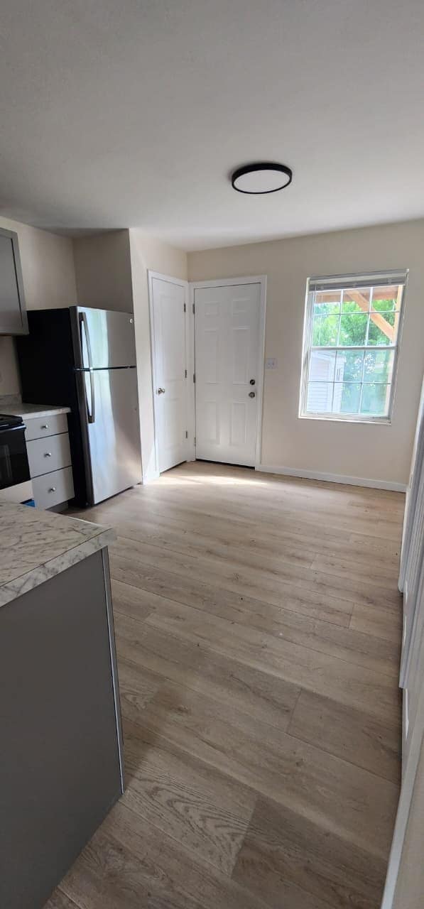 Building Photo - 5305 S Brooks Dr