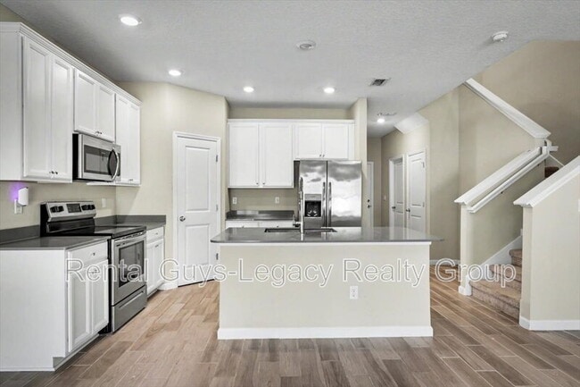 Building Photo - 10323 Alder Creek Ln