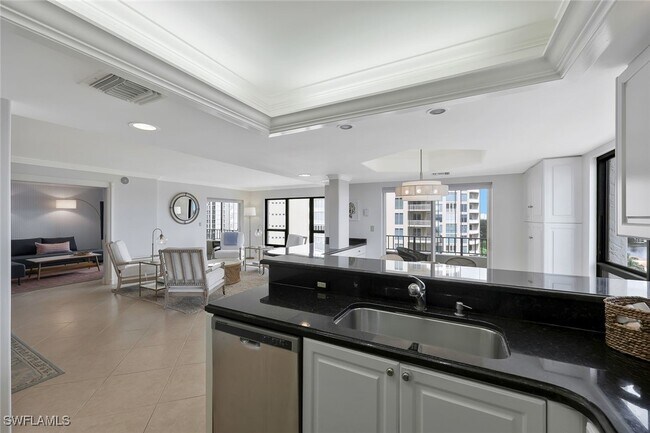 Building Photo - 4451 Gulf Shore Blvd N