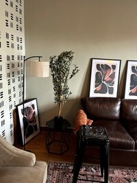 Building Photo - Office