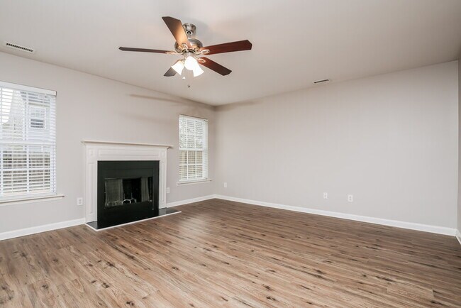 Building Photo - 1613 Brown Owl Dr