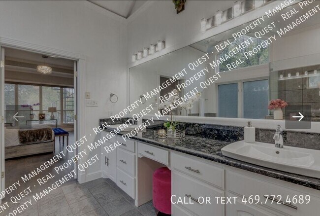 Building Photo - 2522 Waterstone Dr