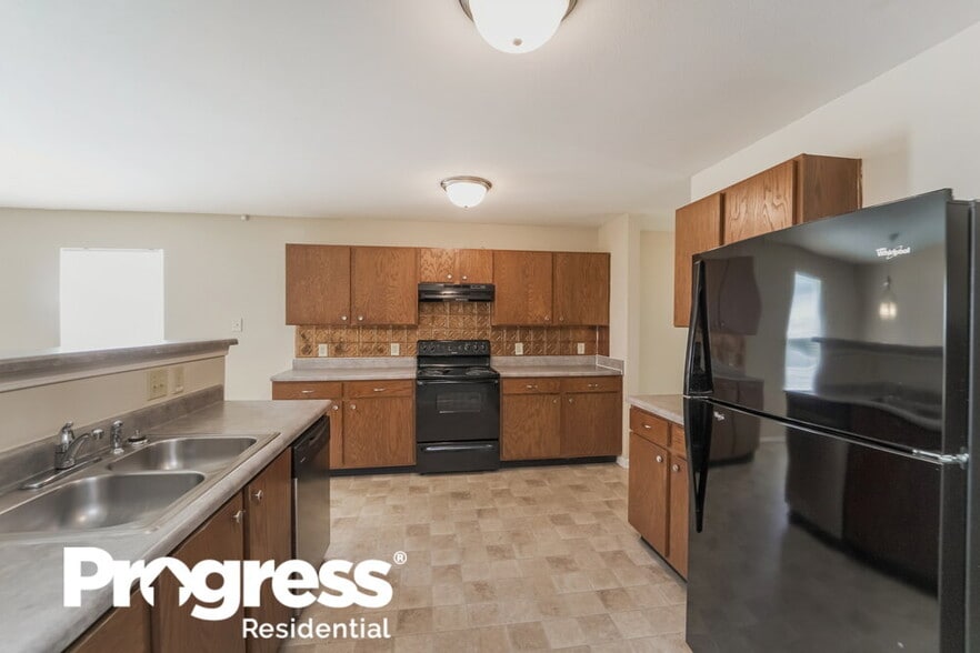 Building Photo - 4803 Reinbeck Dr