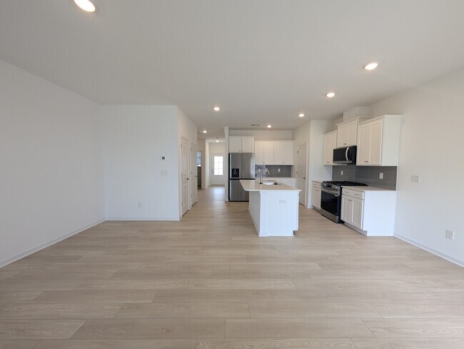 Building Photo - 1809 Pheasant Trce Cir