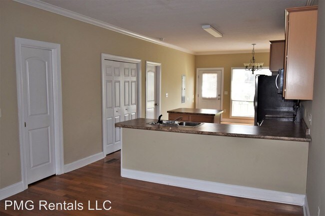 Building Photo - 4988 Burkhalter Rd