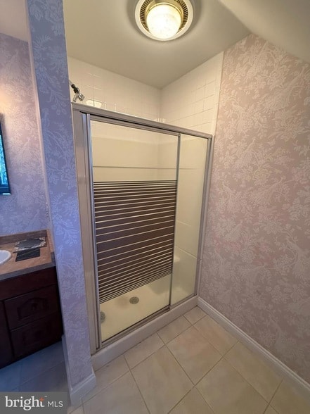 Building Photo - 5738 Griffith Lake Dr