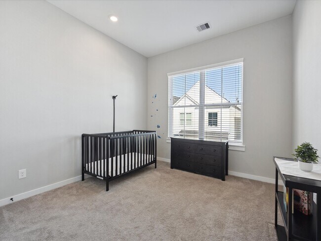 Building Photo - 8411 Berry Brush Ln