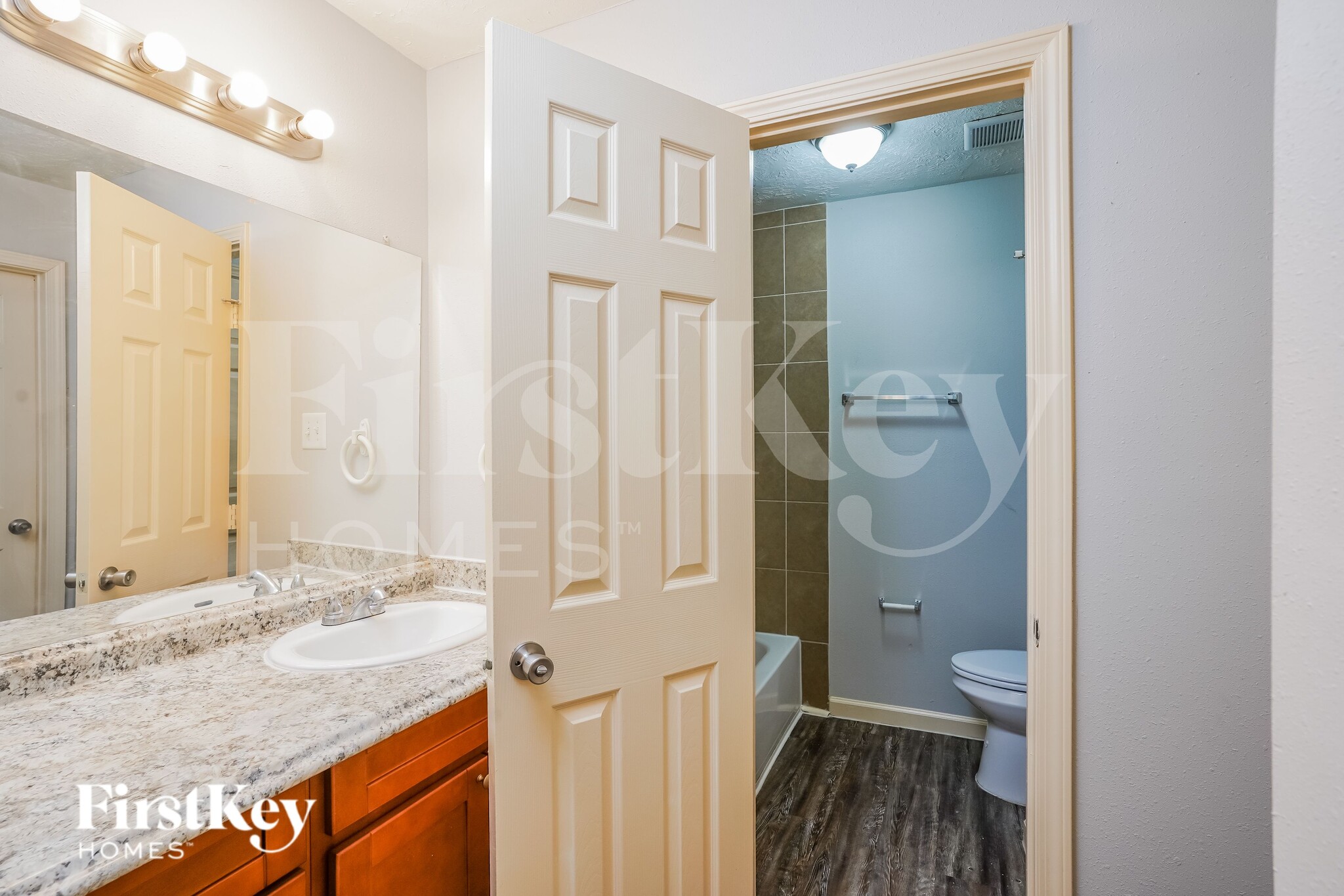 Building Photo - 4306 Regency Villa Dr