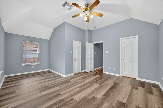 Building Photo - 8253 Fuqua Gardens Dr