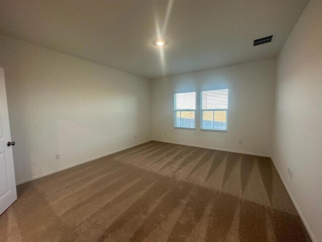 Building Photo - 1018 Ascari Ct
