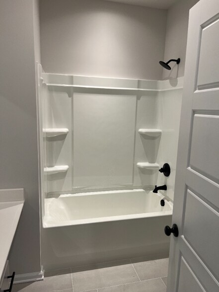 Building Photo - 4733 Cypress Park Dr