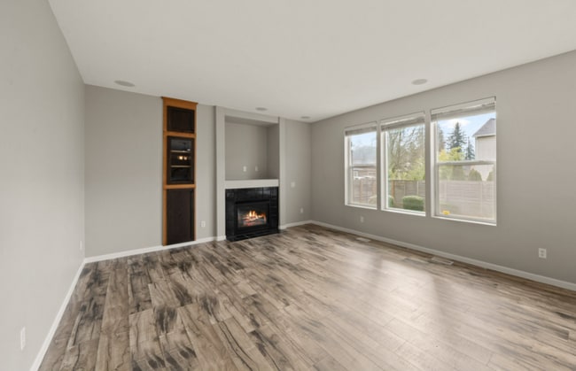 Building Photo - Modern 4BR Corner Lot Home with A/C, Office, Chef’s Kitchen & Private Fenced Yard