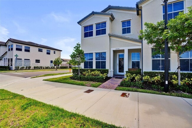 Building Photo - 24280 SW 128th Ave