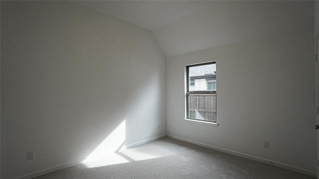 Building Photo - 5315 Tupper Ave