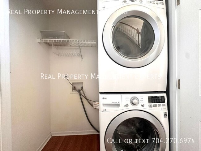 Building Photo - 9902 Redbud Tree Ct
