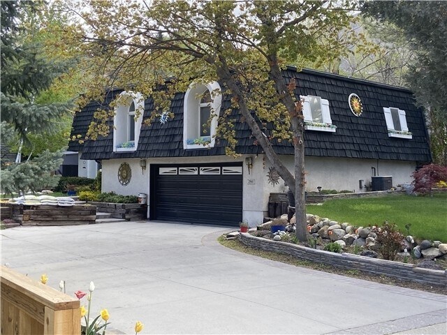 Building Photo - 2941 Robidoux Rd