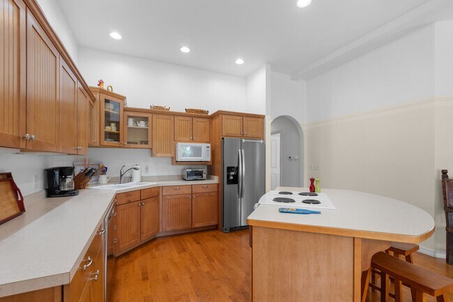 Building Photo - 502 Geddes Ave