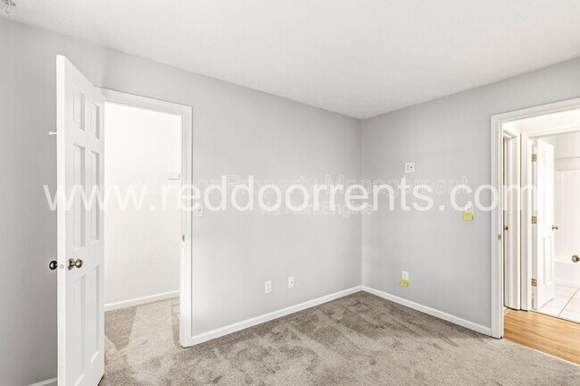 Building Photo - 12601 Slippery Rock Rd