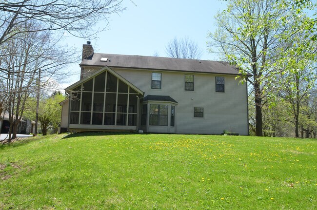 Building Photo - 1776 E 106th St