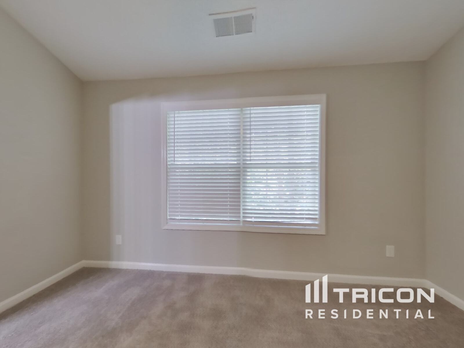 Building Photo - 271 Bainbridge Cir