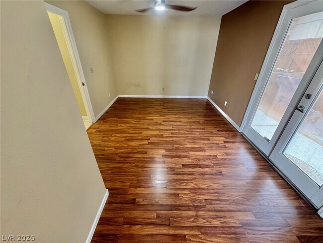 Building Photo - 8240 Tivoli Cove Dr