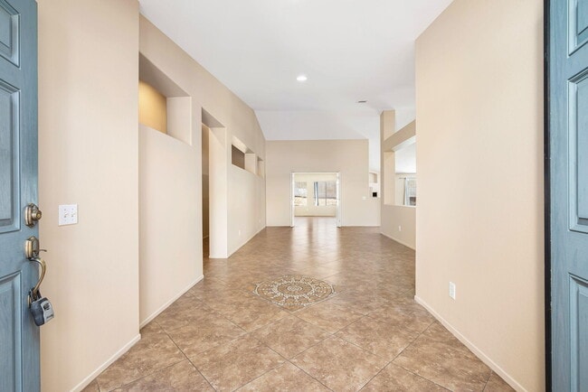 Building Photo - 41250 Doak St