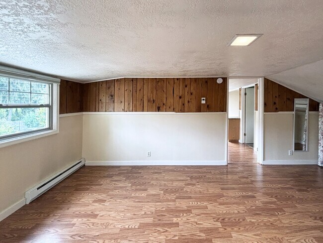 Building Photo - 2490 Emerald St