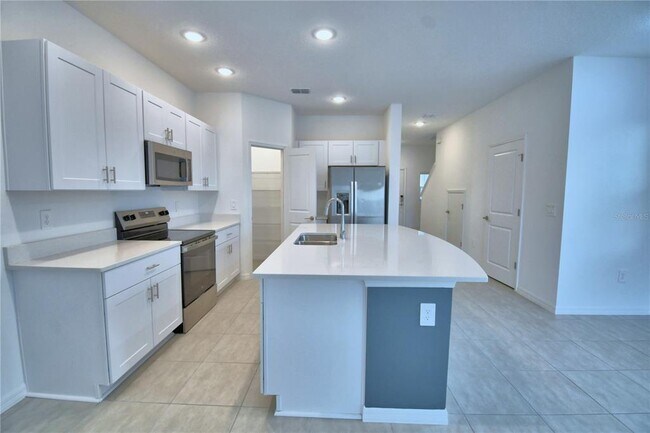 Building Photo - 3811 Sepia St