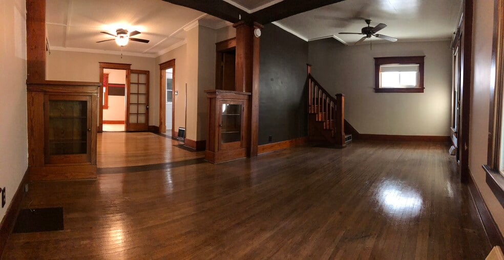 Living Room - 213 Moir St