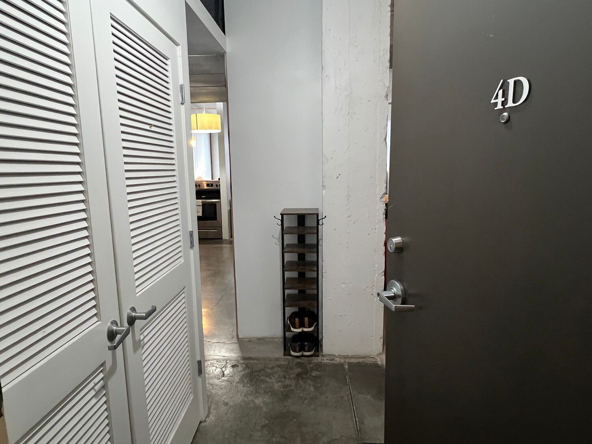 Building Photo - 523 Grand Blvd