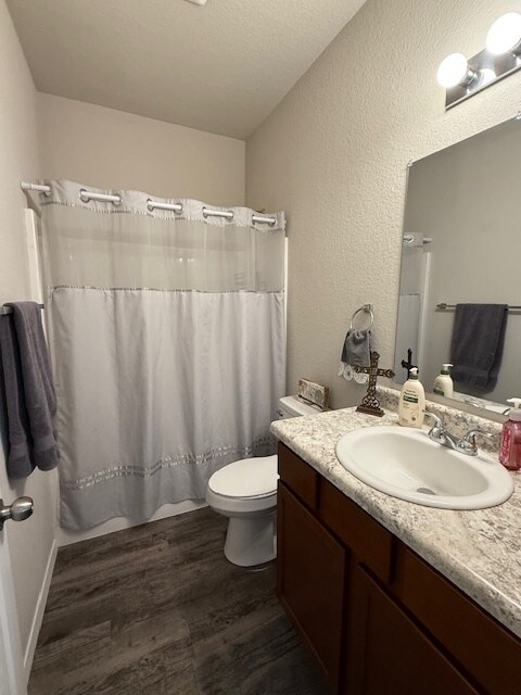 Building Photo - 4663 w Fairbanks way