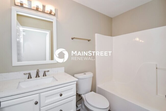 Building Photo - 3 Bedroom Pet-Friendly Home in Louisville,...