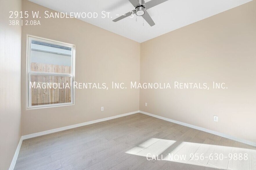 Building Photo - 2915 W Sandlewood St