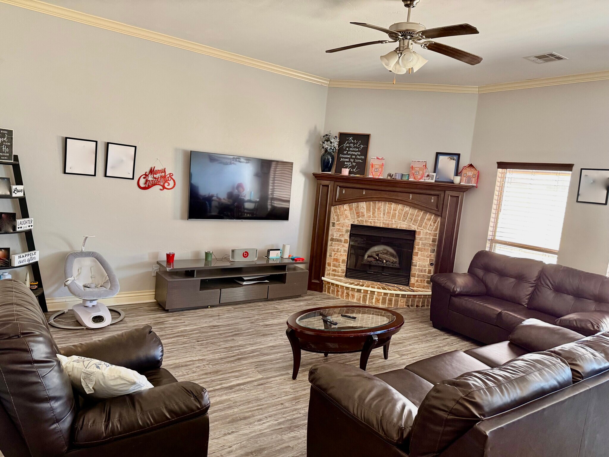 Building Photo - 15805 Prairie Run Dr