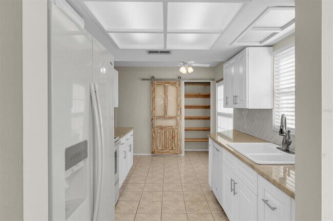 Building Photo - 4814 Grist Mill Cir
