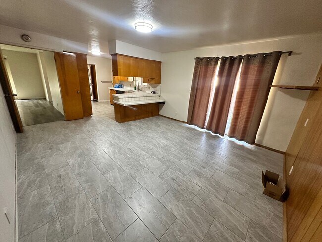 Building Photo - Well Located Home Near The University of T...