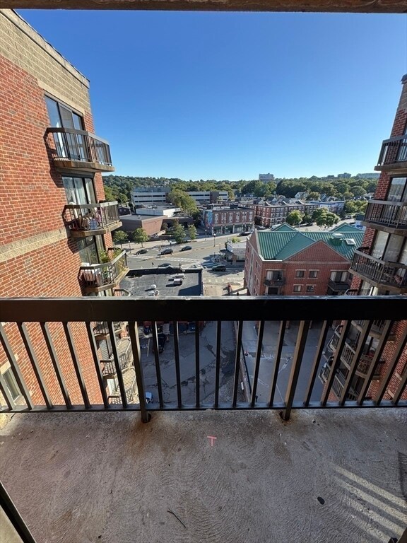 Building Photo - 15 N Beacon St
