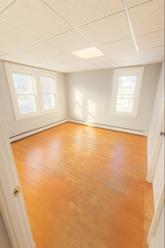 Building Photo - 194 Water St