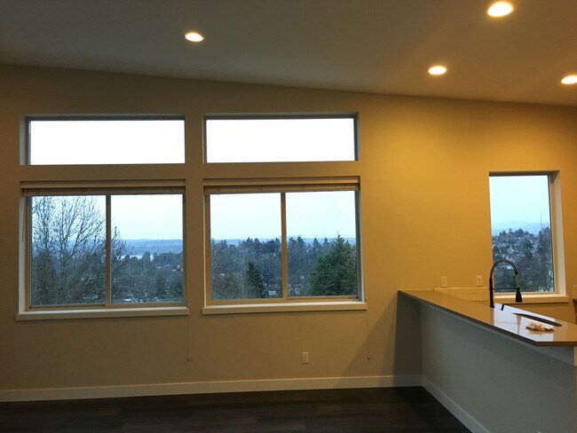 Building Photo - 2311 E John St