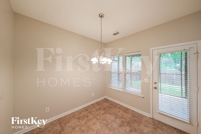 Building Photo - 12922 Woodland Park Cir