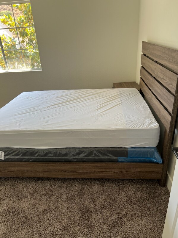 Building Photo - 8550 Rolling Hills Dr