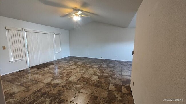 Building Photo - 2301 SE Chinaberry Ave