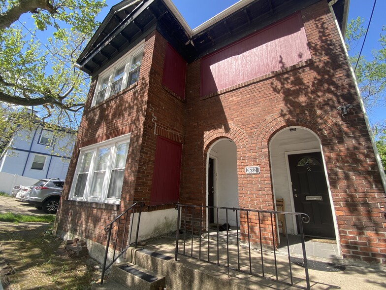 Building Photo - 2622 Tilbury Ave