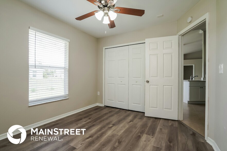 Building Photo - 5316 Benton St