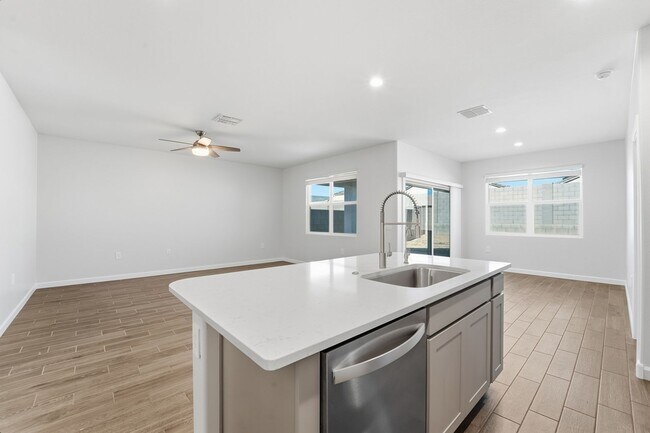 Building Photo - Modern 4-Bedroom Ranch-Style Corner Lot Home - *RENT SPECIAL*