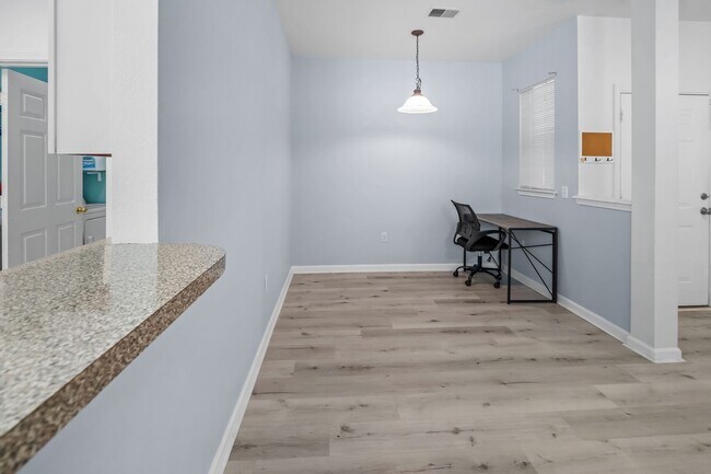 Building Photo - 217 Antigua Pl
