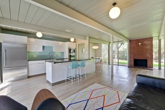 Building Photo - 4BD/2BA Cupertino Gem with Modern Upgrades!
