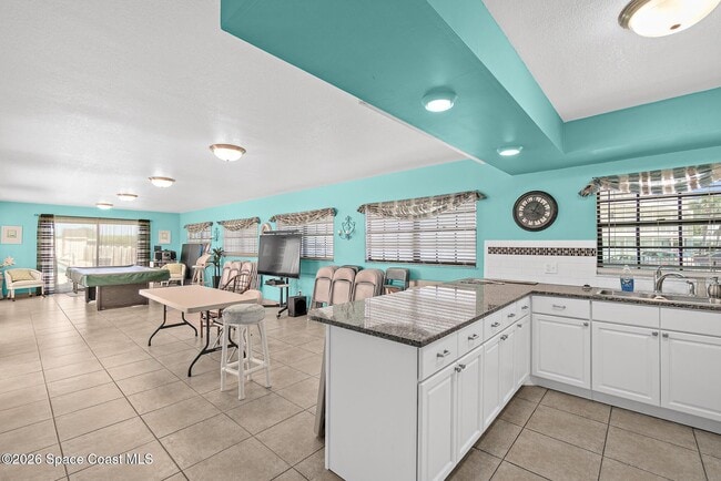 Building Photo - 4100 Ocean Beach Blvd