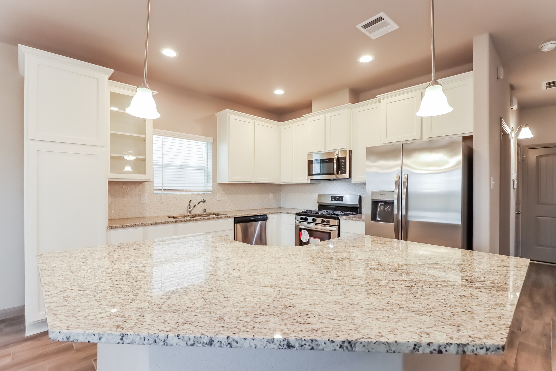 Building Photo - 7918 Tuscan Cypress Dr