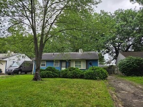 Building Photo - 3 Bedroom Ranch in Eastmoor